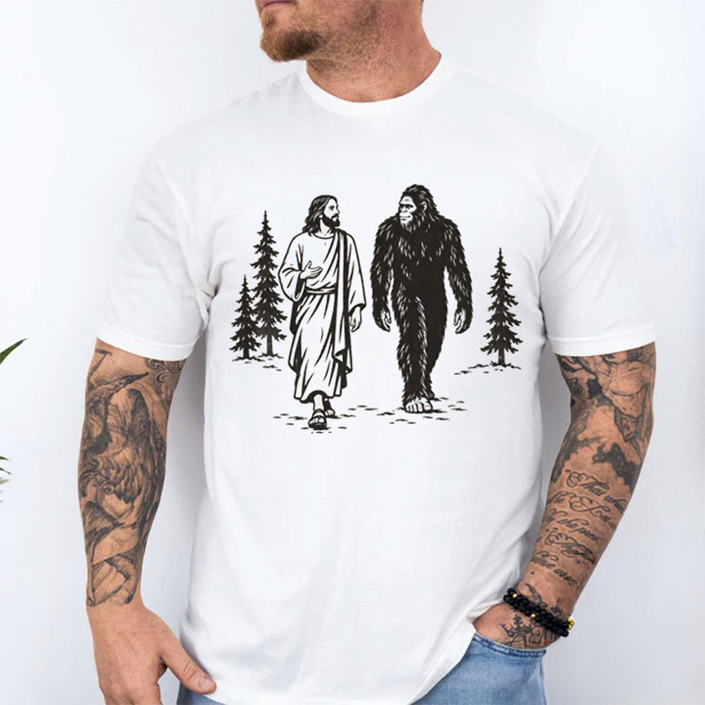 Bigfoot Meets Jesus Shirt Funny Faith Camping T-Shirt Gifts For Christian 1 - Unicasport Bigfoot Meets Jesus Shirt Funny Faith Camping T-Shirt Gifts For Christian