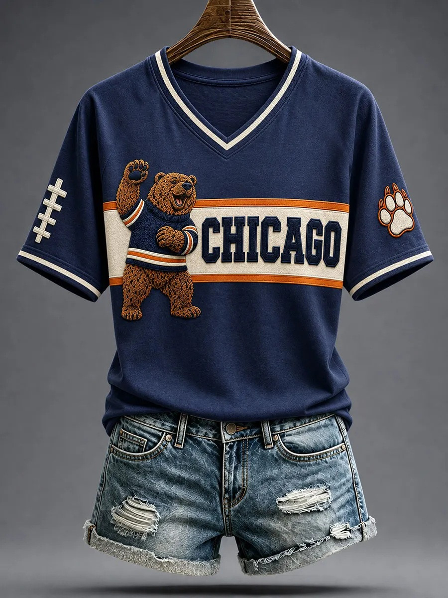 Chicago Bears Merch Mama Bear Game Day V-Neck T-Shirt Football Mom Gift 1 - Unicasport Chicago Bears Merch Mama Bear Game Day V-Neck T-Shirt Football Mom Gift