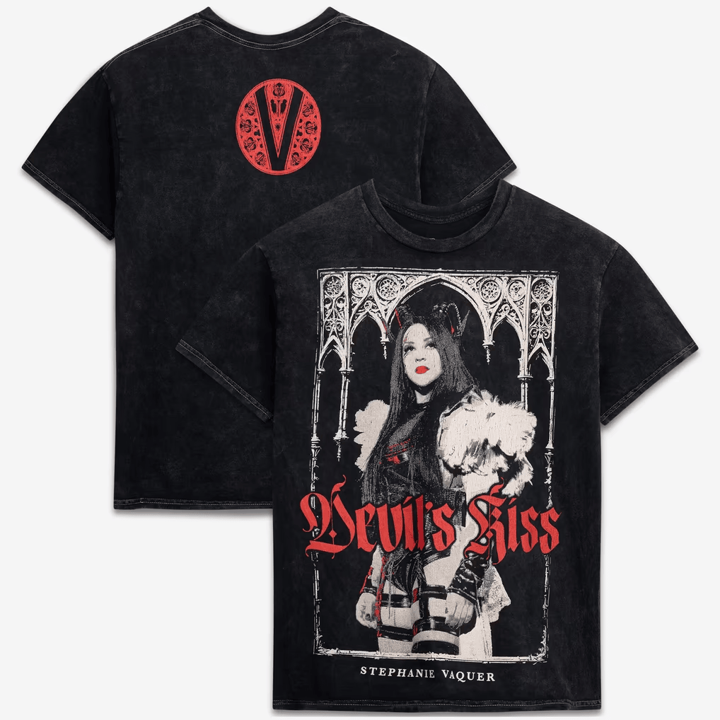 Stephanie Vaquer Merch WWE 2026 Stephanie Vaquer Devil's Kiss Medieval Gothic Arch T-Shirt 1 - Unicasport Stephanie Vaquer Merch WWE 2026 Stephanie Vaquer Devil's Kiss Medieval Gothic Arch T-Shirt